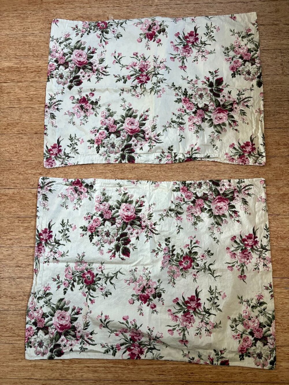 Vintage RALPH LAUREN Sheffield Cottage Floral 2 Standard Pillowcases 80s 90s